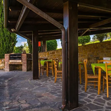 Vier-zimmer-wohnung Borgo Collelungo 2 Baeder- Erster Stock By Interhome